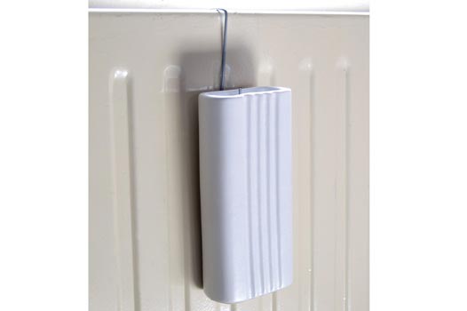 Odparovač na radiátor, biela d. 10 x š. 5 x v. 21 cm